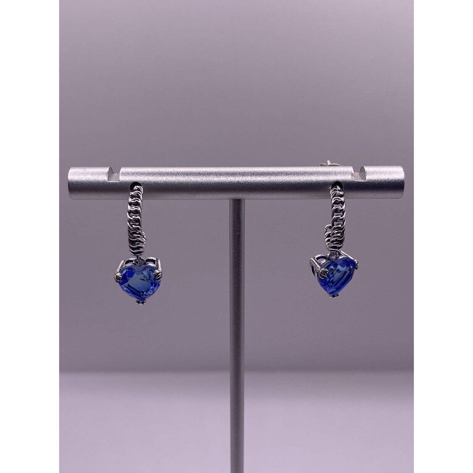 Hook Chain Design Blue Cz Heart